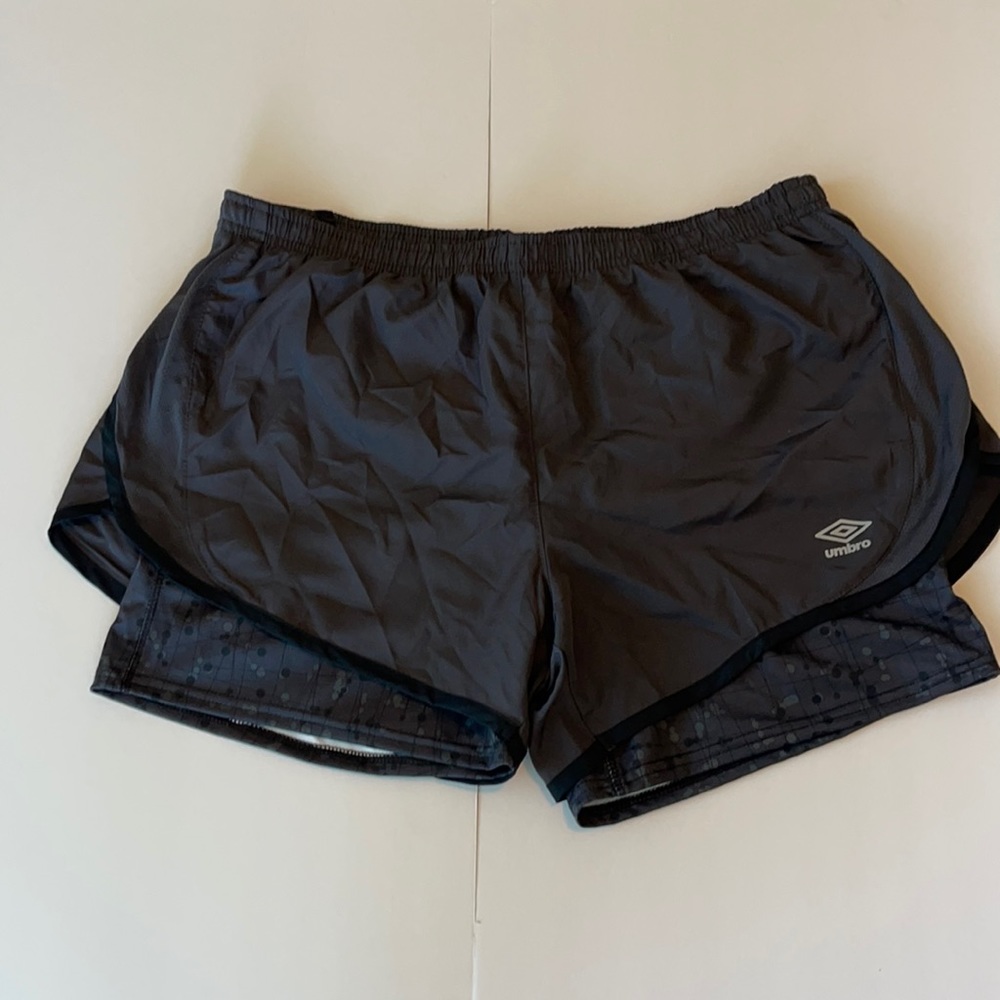 COPY - Umbro Windbreaker Activewear/athletic shorts Size Large Dark Gray